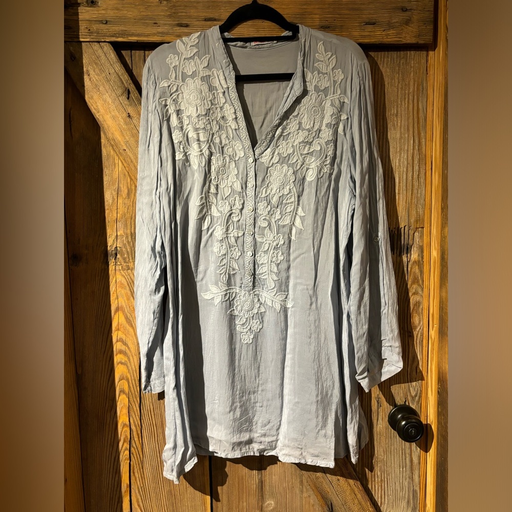 Long sleeve Johnny was